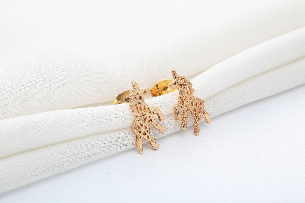 Boucle d'Oreille Licorne<br> Dorées - Une Licorne